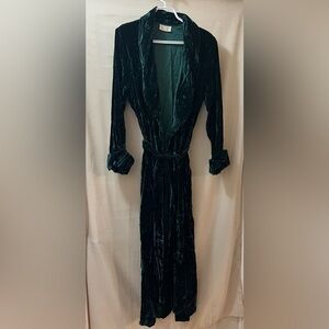 Vintage Victoria Secret Gold Tag Crushed Velvet Emerald Green Robe S/M elegant